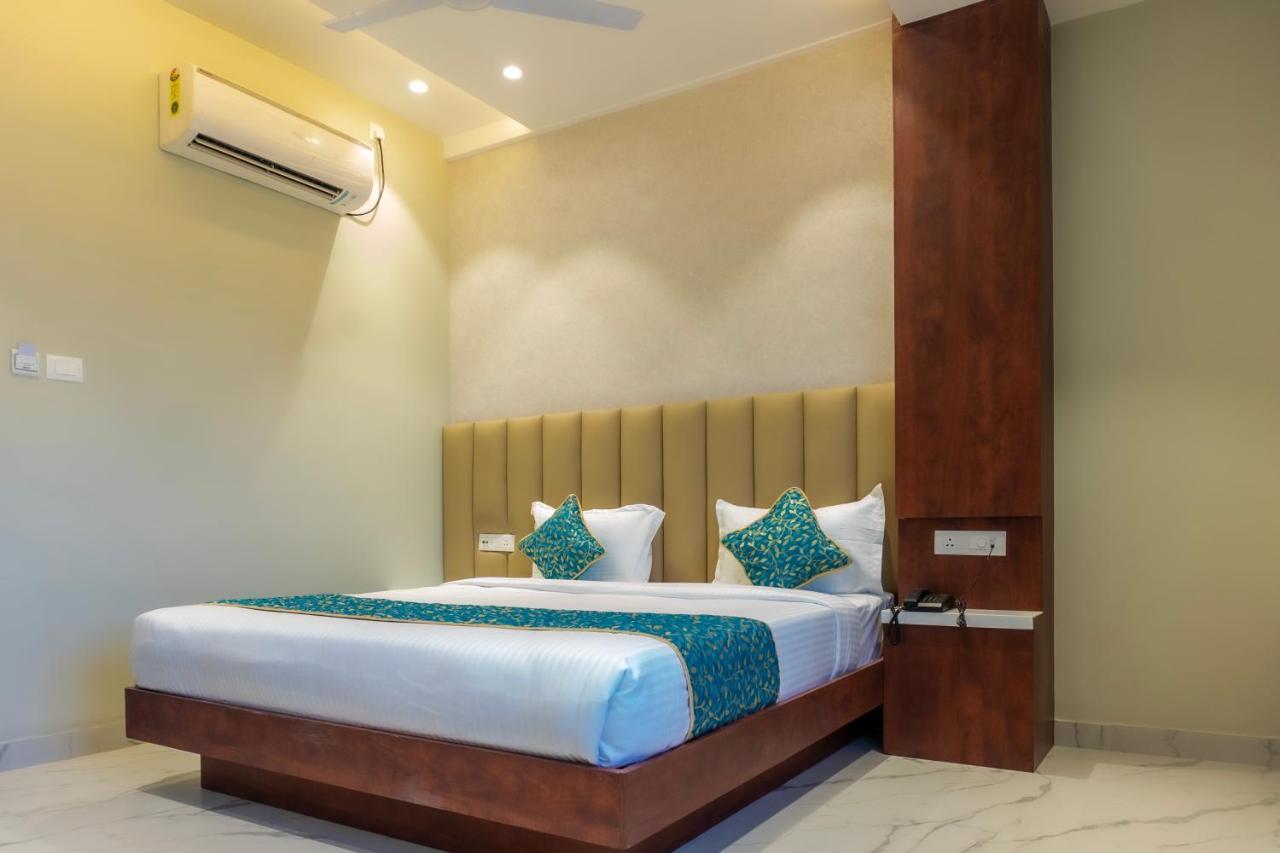 The Kamoda Resort Ambikapur Buitenkant foto