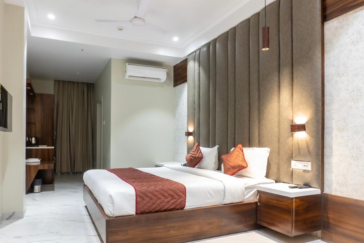 The Kamoda Resort Ambikapur Buitenkant foto